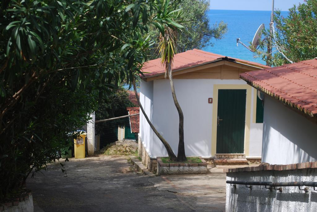 Camping Villaggio Saline Palinuro Extérieur photo